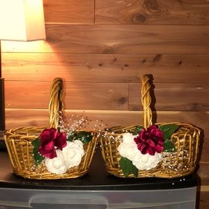 Wedding flower baskets.